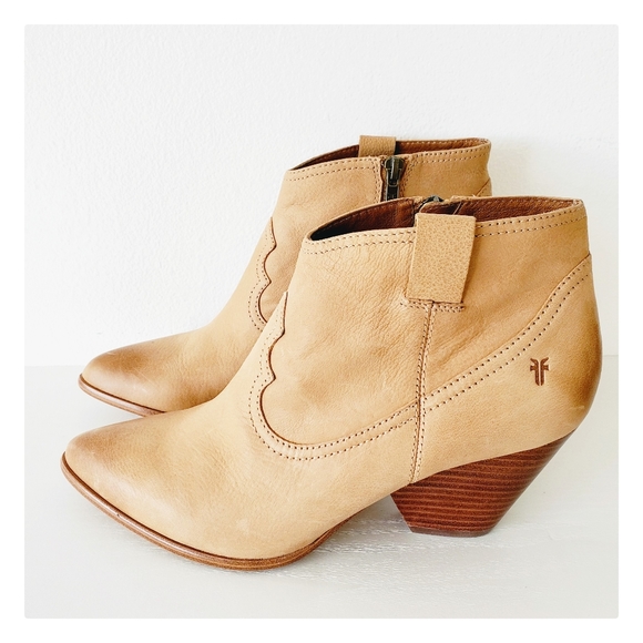 Frye Shoes - Frye | Reina Sand Leather Shortie Booties